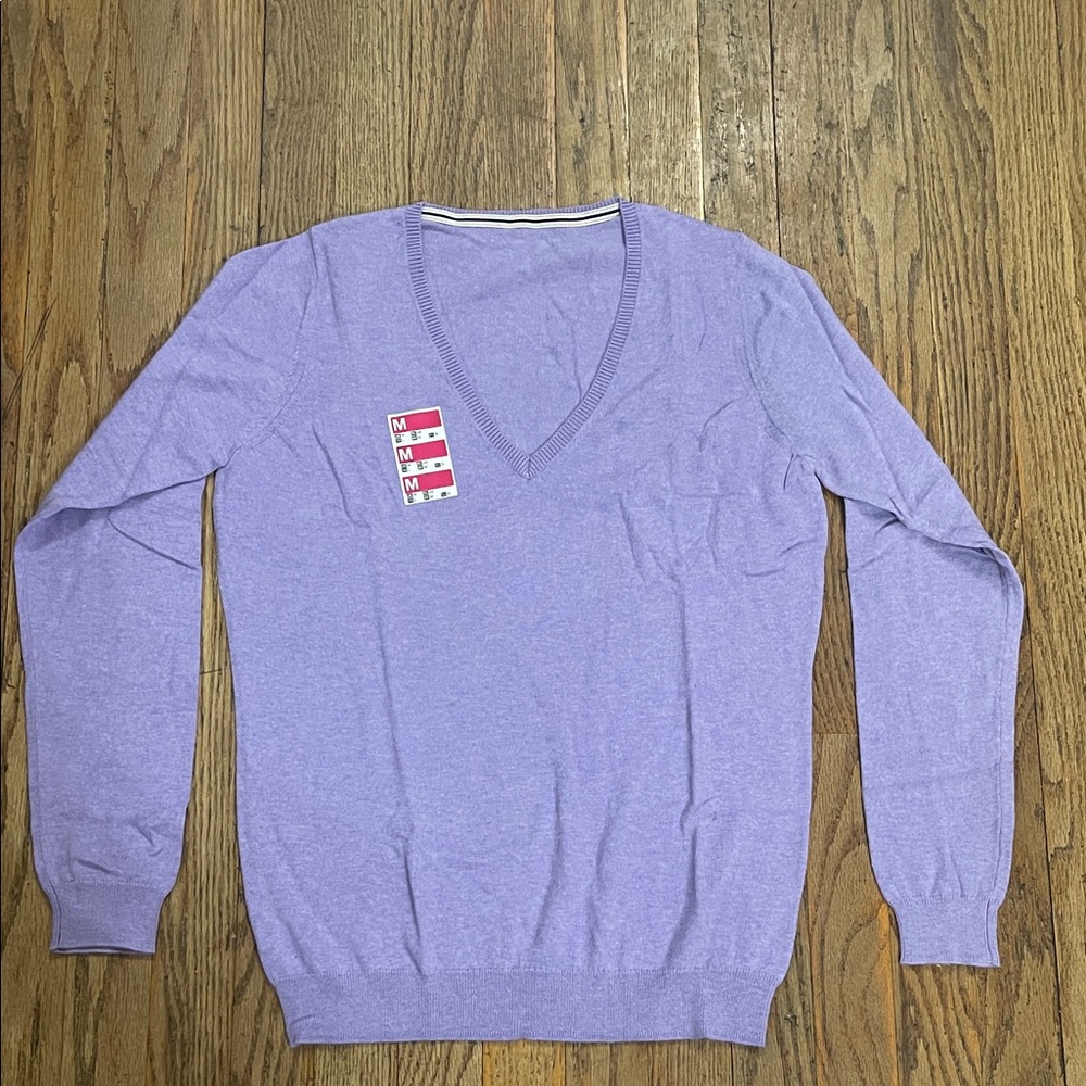 NEW Deebai Light Purple Sweater